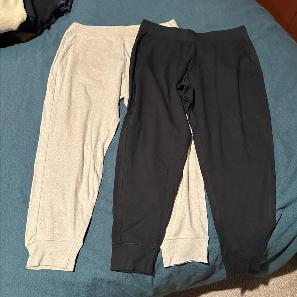 Pact Airplane Joggers in Black and Oatmeal